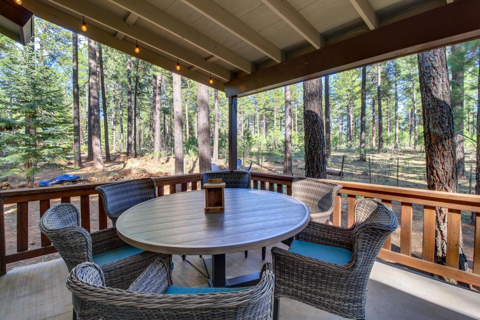 Indian Pine Peaceful Pinetop Cabin With Deck And Fire Pit! 빌라 외부 사진