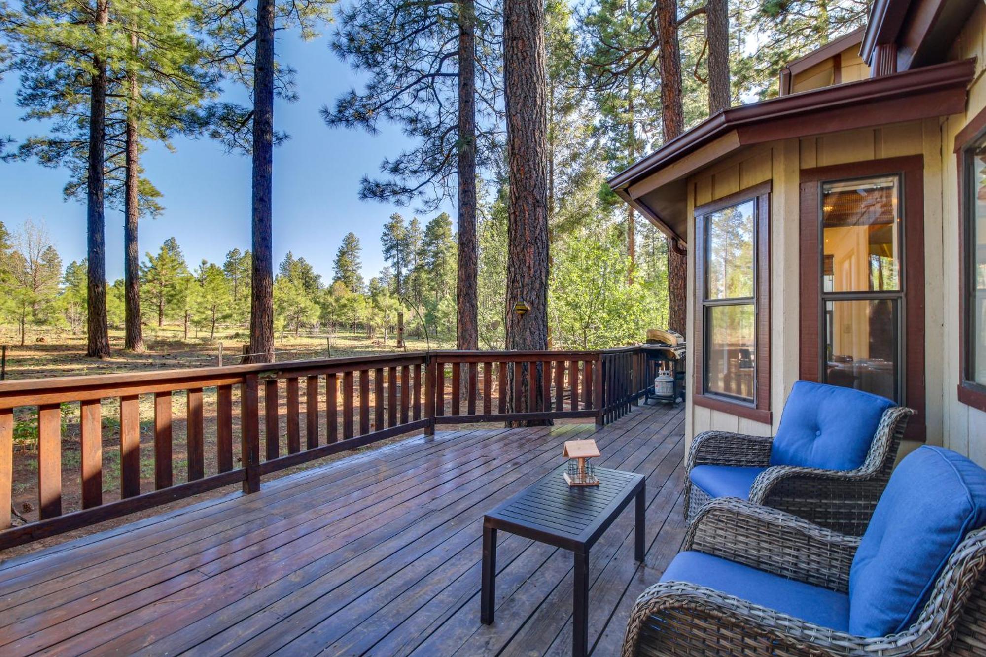 Indian Pine Peaceful Pinetop Cabin With Deck And Fire Pit! 빌라 외부 사진